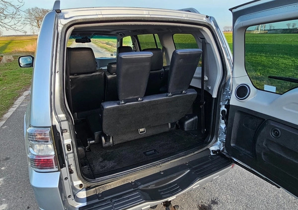 Mitsubishi Pajero cena 44900 przebieg: 289286, rok produkcji 2010 z Maszewo małe 352